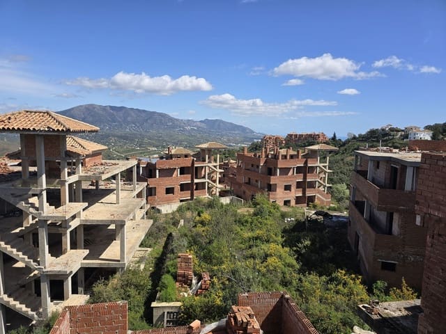 Bauplatz zu verkaufen in La Mairena, Ojen - 5.950.000 € (Ref: 9235771)