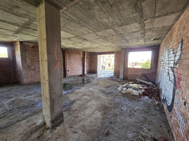 Bauplatz zu verkaufen in La Mairena, Ojen - 5.950.000 € (Ref: 9235771)