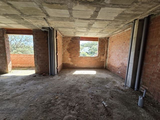 Bauplatz zu verkaufen in La Mairena, Ojen - 5.950.000 € (Ref: 9235771)