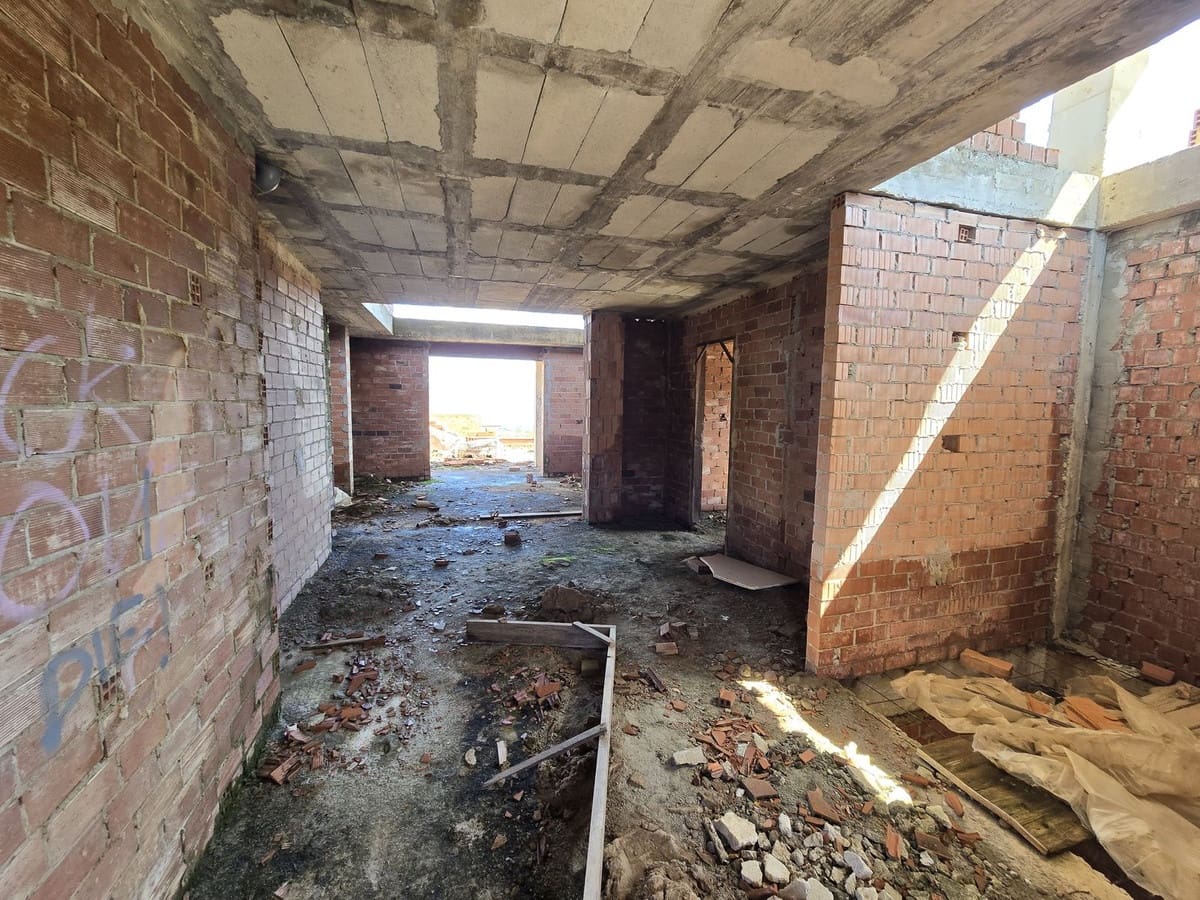 Byggegrund til salg i La Mairena - € 5.950.000 (Ref: 9235771)