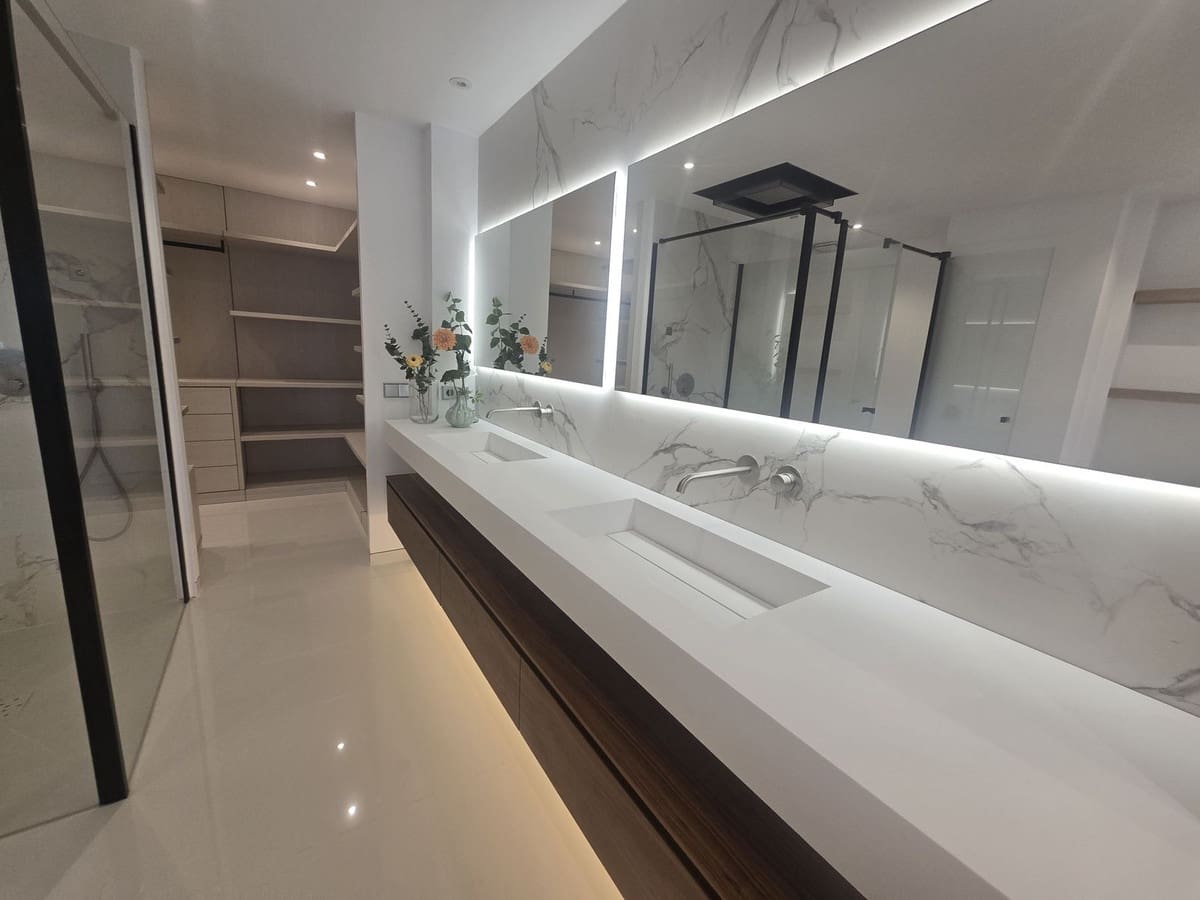 4 chambre Appartement à vendre à Puerto Banus avec piscine garage - 4 950 000 € (Ref: 9332686)