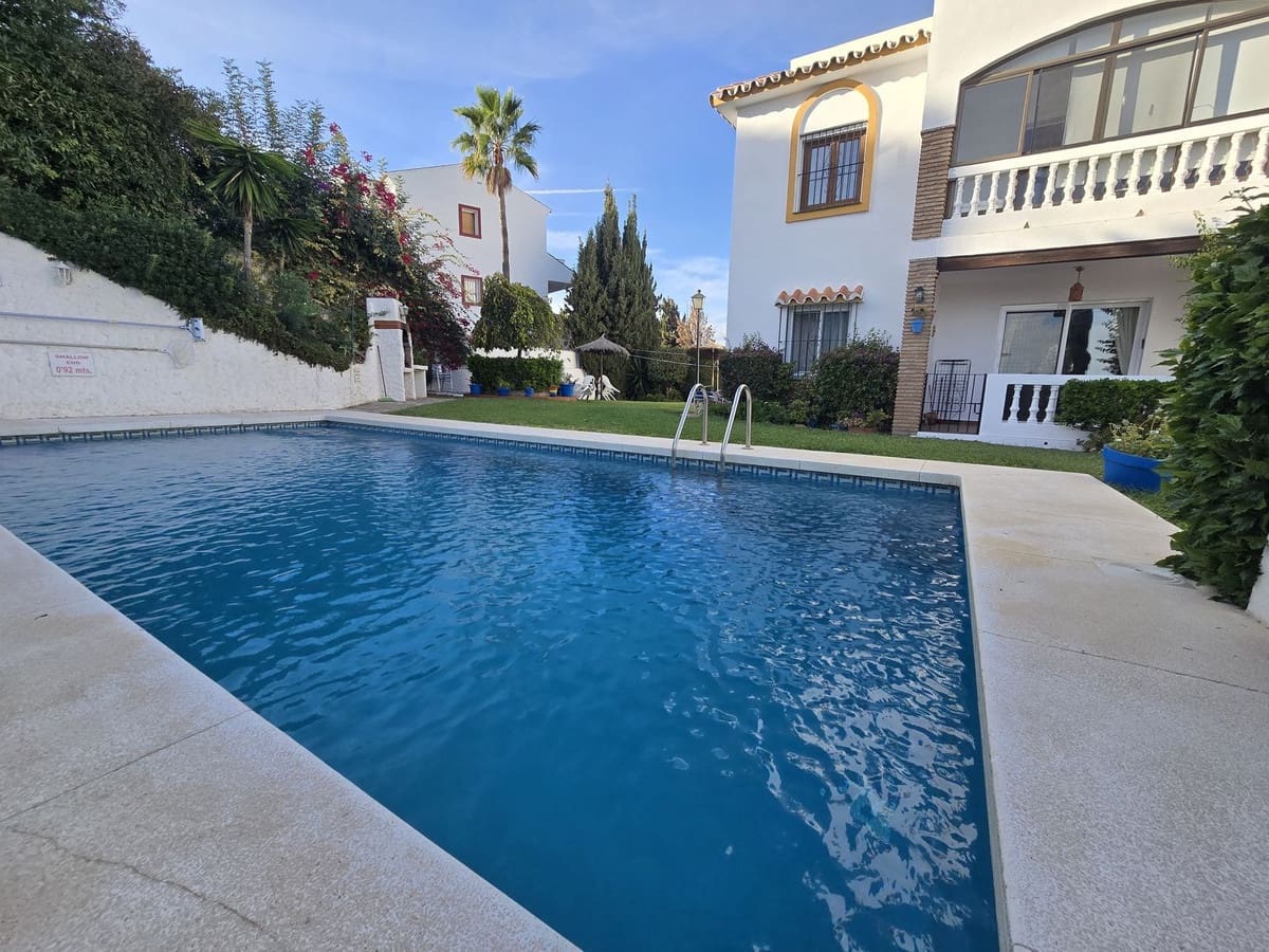 2 chambre Appartement à vendre à Riviera del Sol avec piscine - 315 000 € (Ref: 9363090)