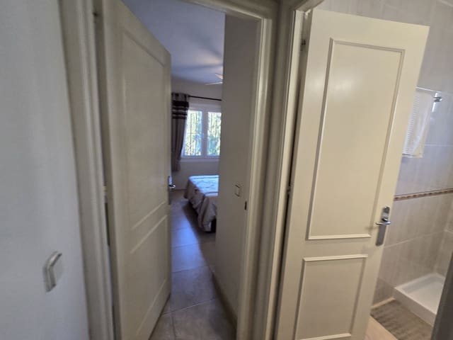 2 chambre Appartement à vendre à Riviera del Sol, Mijas avec piscine - 295 000 € (Ref: 9363090)