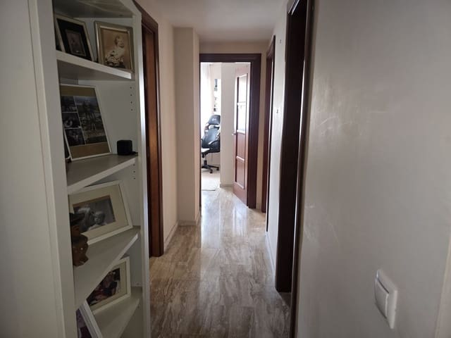 3 soveværelse Villa til salg i Calahonda, Mijas med swimmingpool garage - € 699.000 (Ref: 9400207)