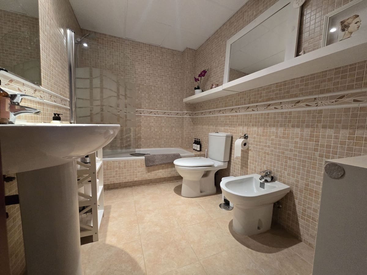 3 soveværelse Villa til salg i Calahonda med swimmingpool garage - € 699.000 (Ref: 9400207)