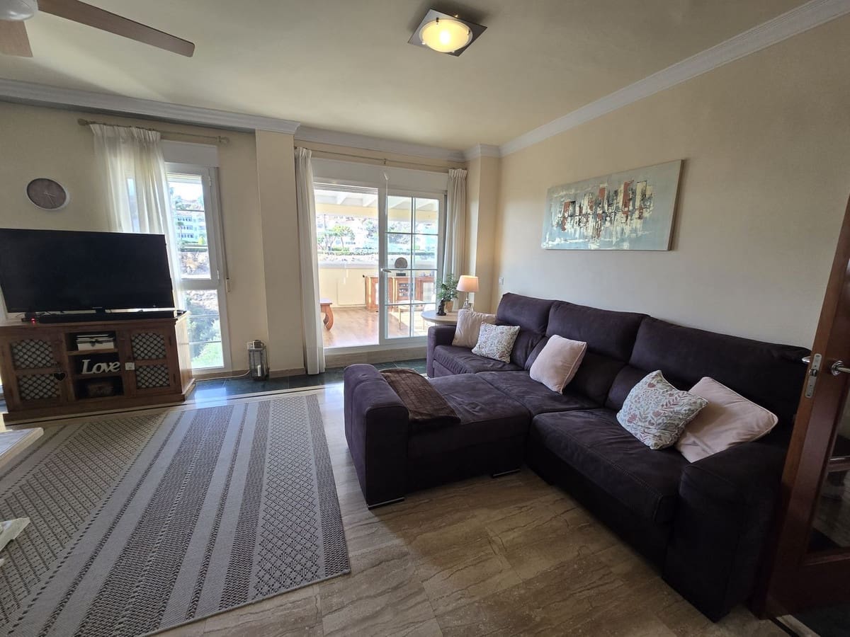 3 soveværelse Villa til salg i Calahonda med swimmingpool garage - € 699.000 (Ref: 9400207)