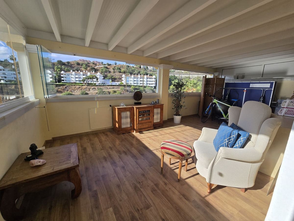 3 soveværelse Villa til salg i Calahonda med swimmingpool garage - € 699.000 (Ref: 9400207)