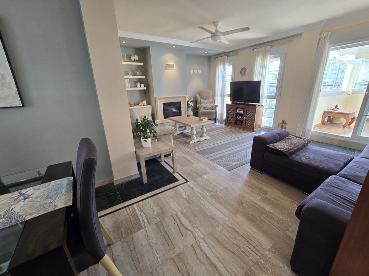 3 soverom Villa til salgs i Calahonda med svømmebasseng garasje - € 699 000 (Ref: 9400207)