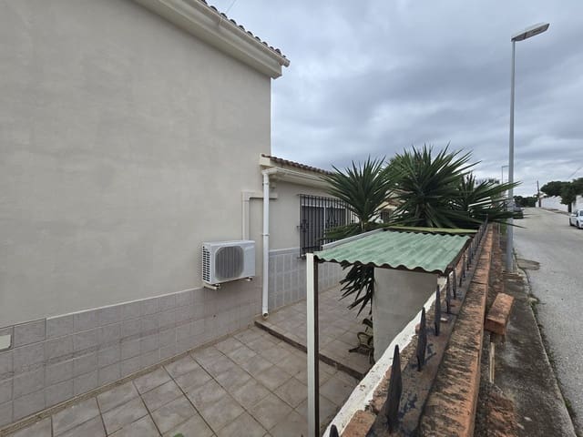 4 sypialnia Willa na sprzedaż w Alhaurín de la Torre z basenem garażem - 395 000 € (Ref: 9428925)