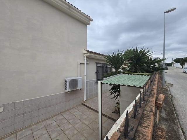 4 slaapkamer Villa te koop in Alhaurín de la Torre met zwembad garage - € 395.000 (Ref: 9428925)