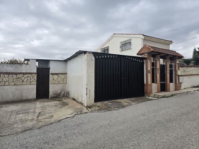 4 bedroom Villa for sale in Alhaurín de la Torre with pool garage - € 395,000 (Ref: 9428925)