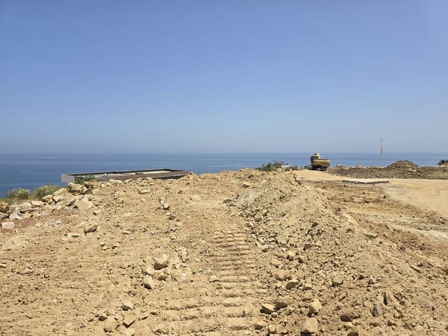 Terrain à Bâtir à vendre à Manilva - 460 000 € (Ref: 9438333)