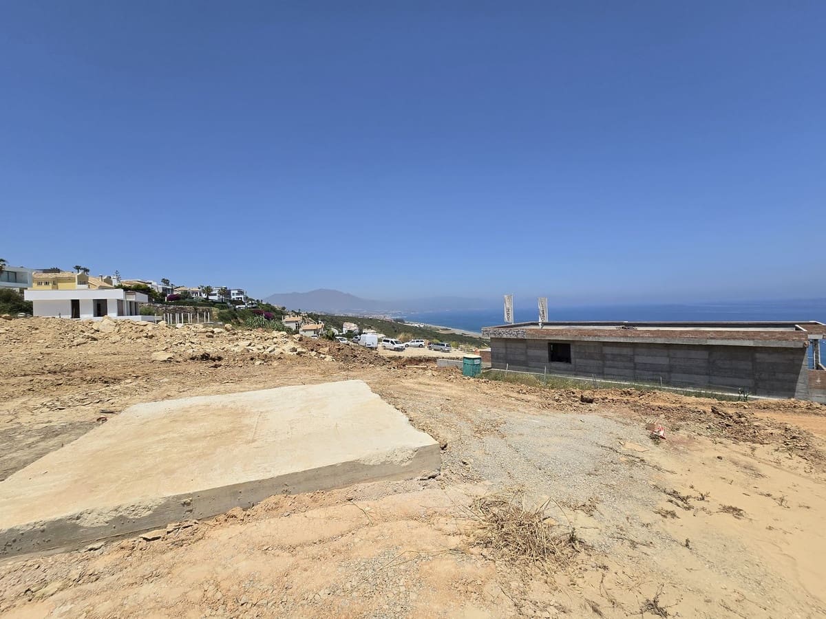 Building Plot for sale in Manilva - € 460,000 (Ref: 9438333)