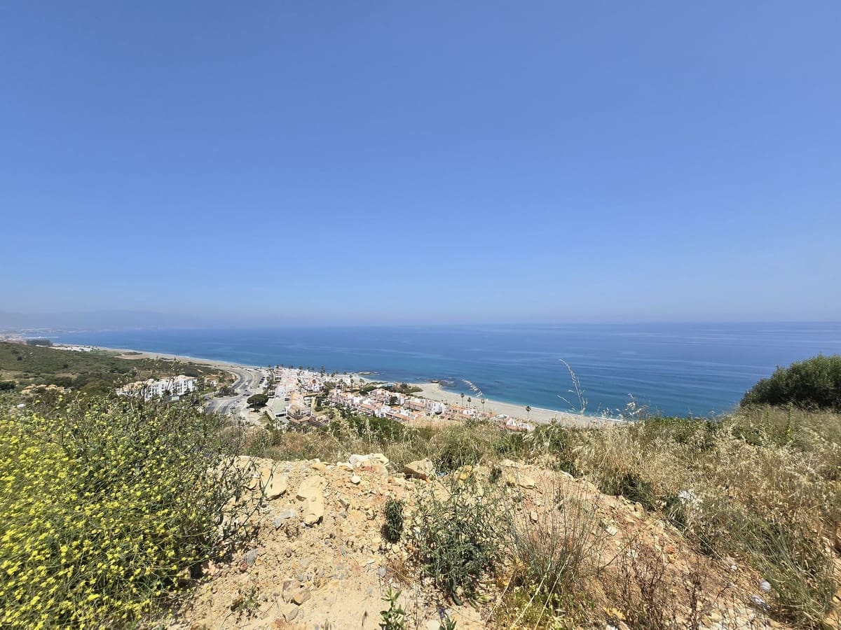 Building Plot for sale in Manilva - € 460,000 (Ref: 9438333)