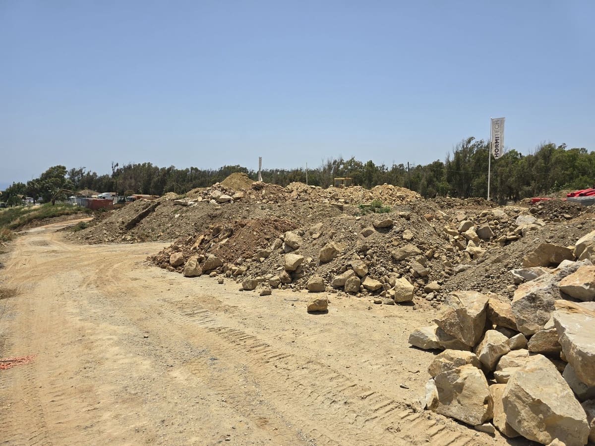 Building Plot for sale in Manilva - € 460,000 (Ref: 9438333)