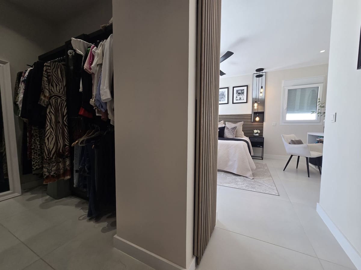 4 quarto Moradia para venda em La Cala de Mijas com piscina garagem - 1 895 000 € (Ref: 9460760)