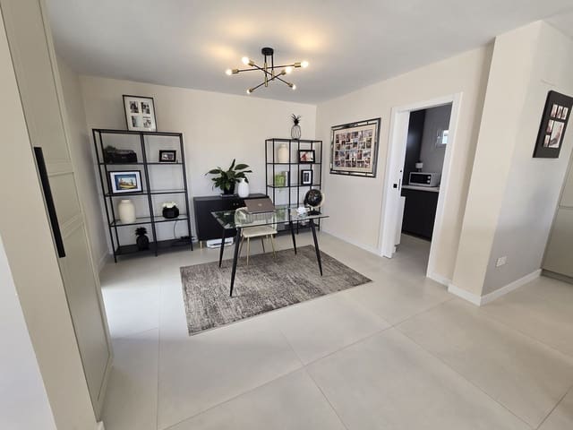 4 quarto Moradia para venda em La Cala de Mijas, Mijas com piscina garagem - 1 895 000 € (Ref: 9460760)