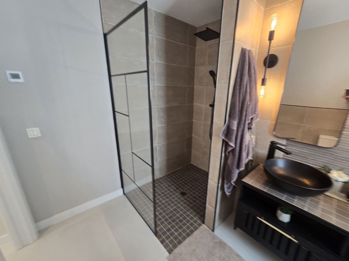 4 quarto Moradia para venda em La Cala de Mijas com piscina garagem - 1 895 000 € (Ref: 9460760)