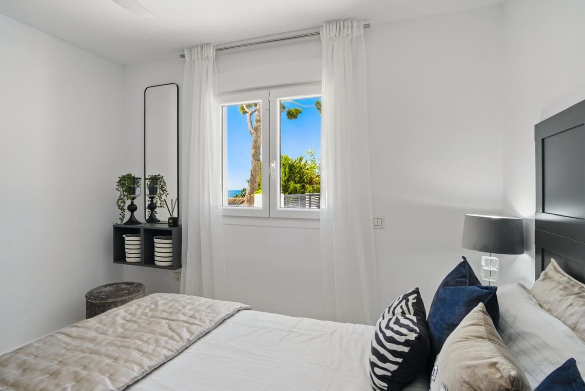 4 quarto Moradia para venda em La Cala de Mijas com piscina garagem - 1 895 000 € (Ref: 9460760)