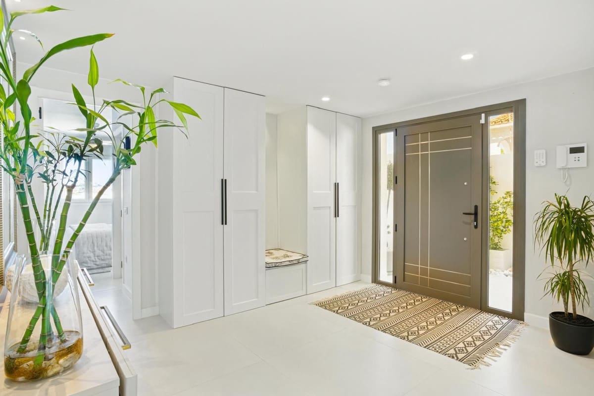 4 quarto Moradia para venda em La Cala de Mijas com piscina garagem - 1 895 000 € (Ref: 9460760)