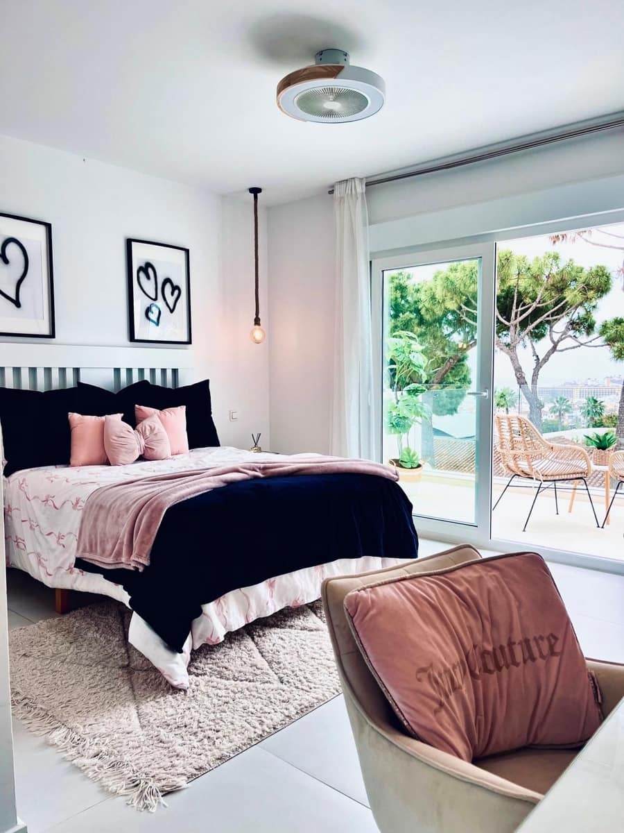 4 quarto Moradia para venda em La Cala de Mijas com piscina garagem - 1 895 000 € (Ref: 9460760)