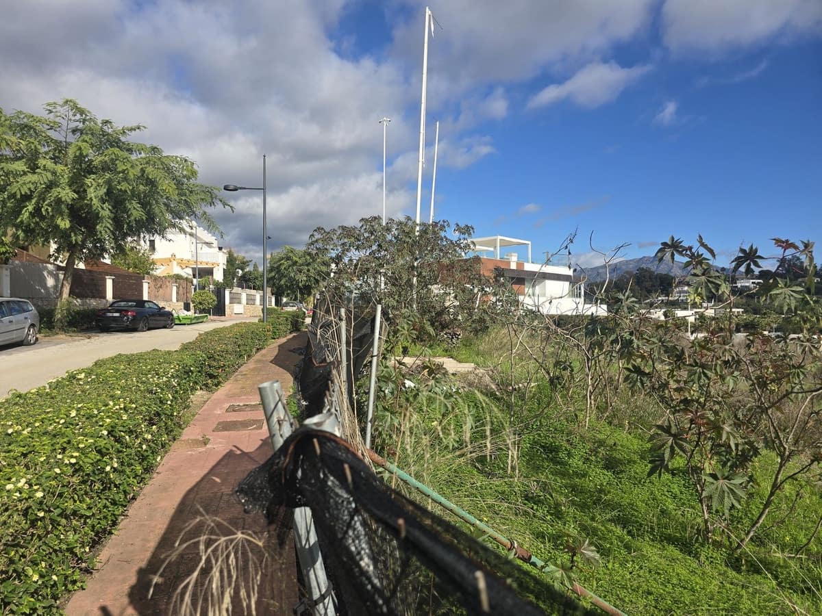 Bouwgrond te koop in Estepona - € 6.970.000 (Ref: 9503542)