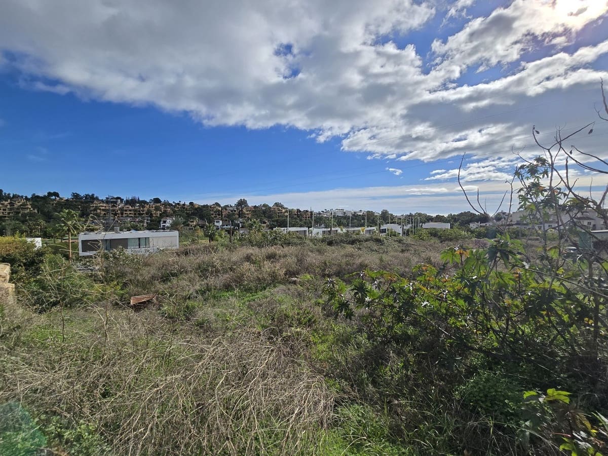 Building Plot for sale in Estepona - € 6,970,000 (Ref: 9503542)