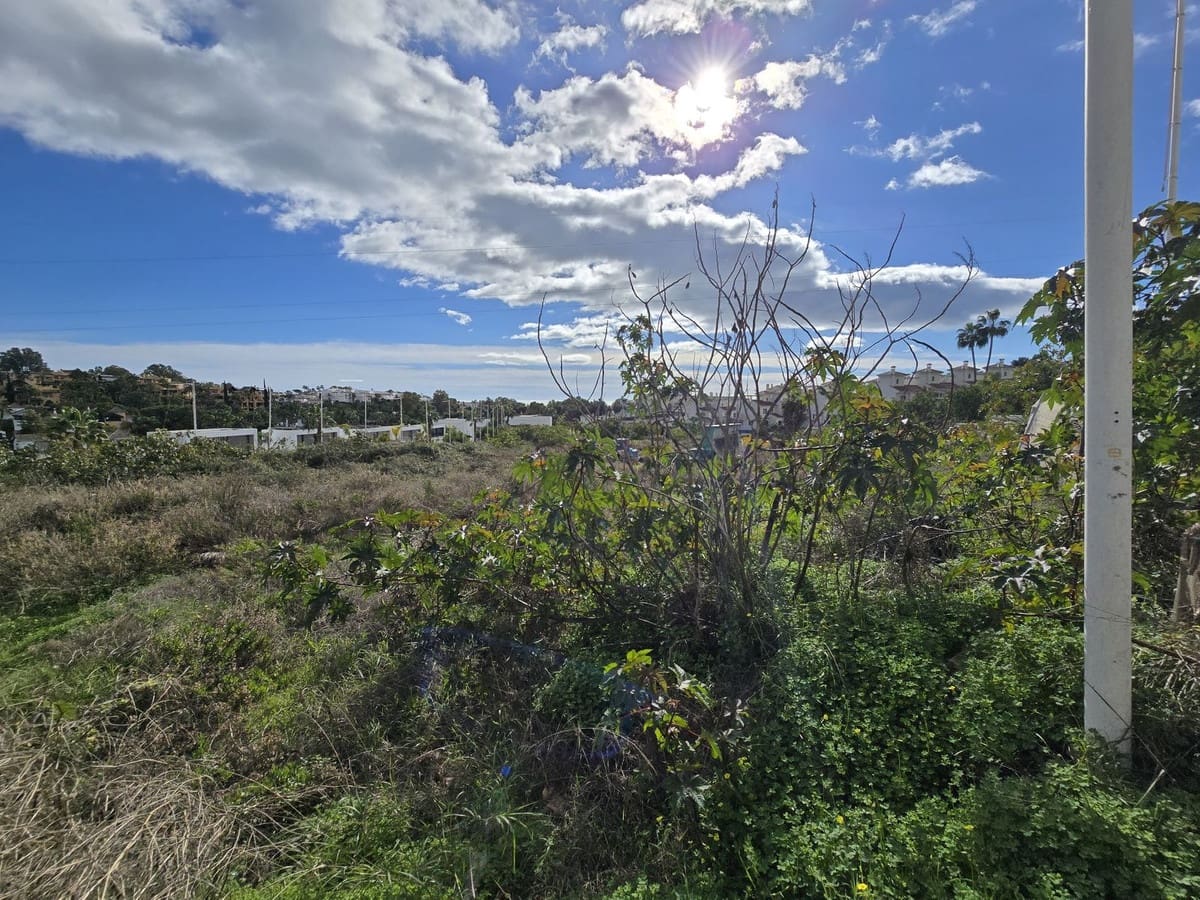 Building Plot for sale in Estepona - € 6,970,000 (Ref: 9503542)