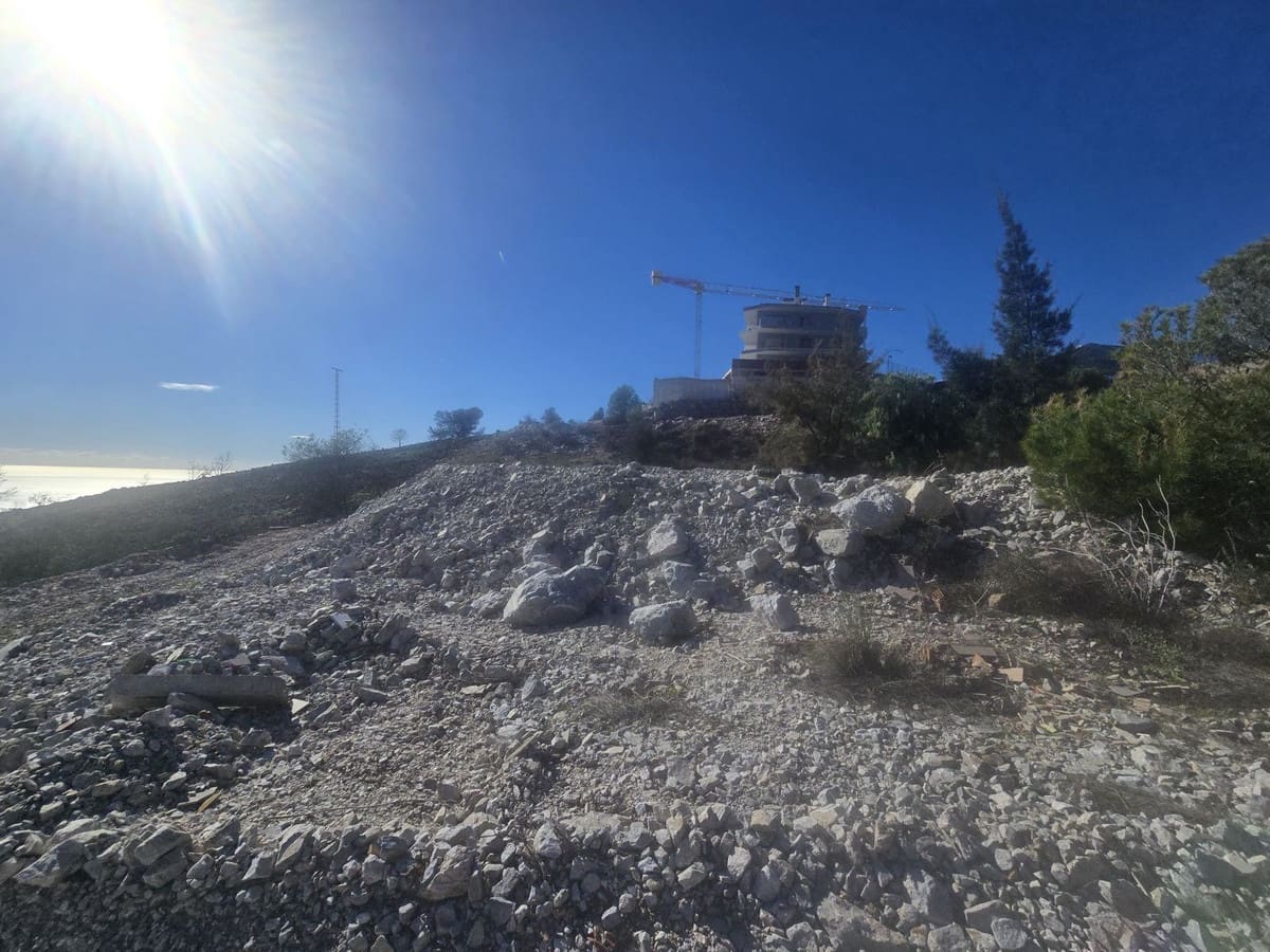 Building Plot for sale in Arroyo de la Miel - € 3,400,000 (Ref: 9506975)