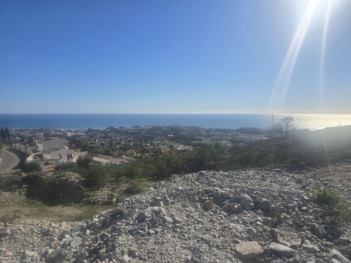 Building Plot for sale in Arroyo de la Miel - € 3,800,000 (Ref: 9506975)