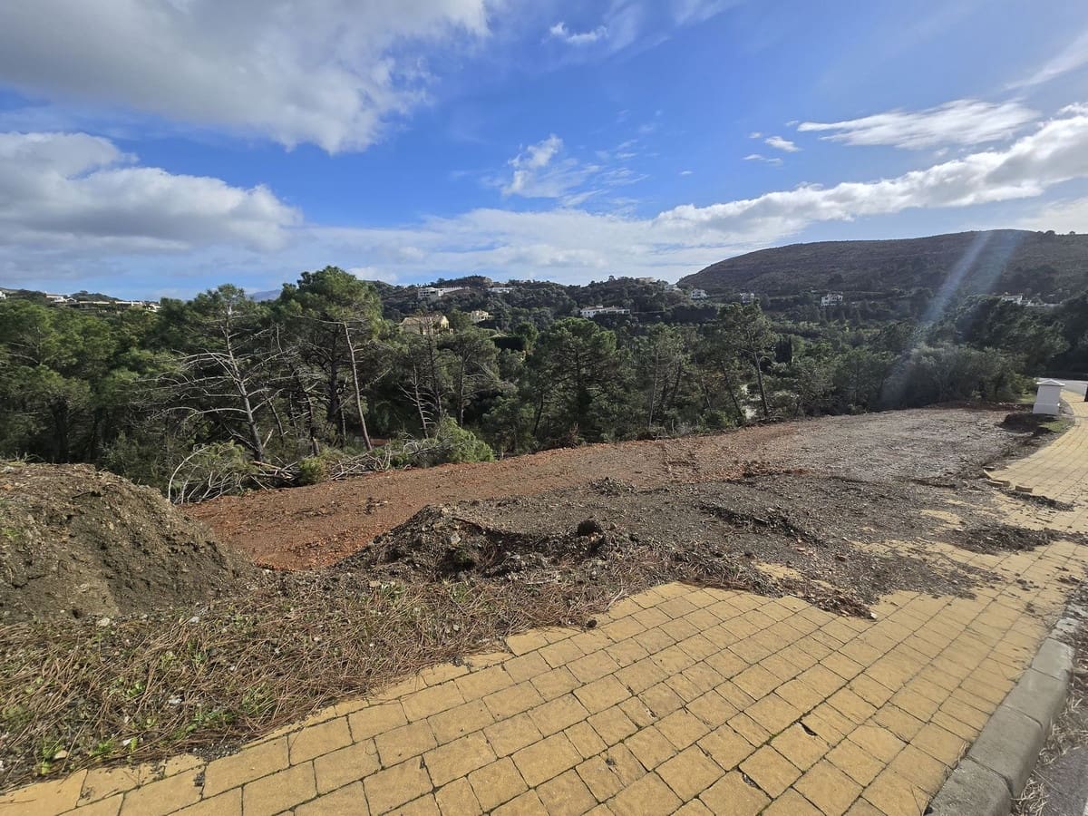 Solar/Parcela en Benahavís en venta - 3.500.000 € (Ref: 9551676)