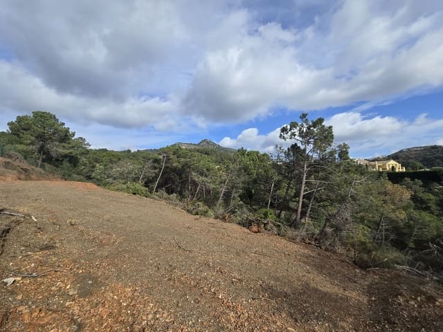 Solar/Parcela en Benahavís en venta - 3.500.000 € (Ref: 9551676)