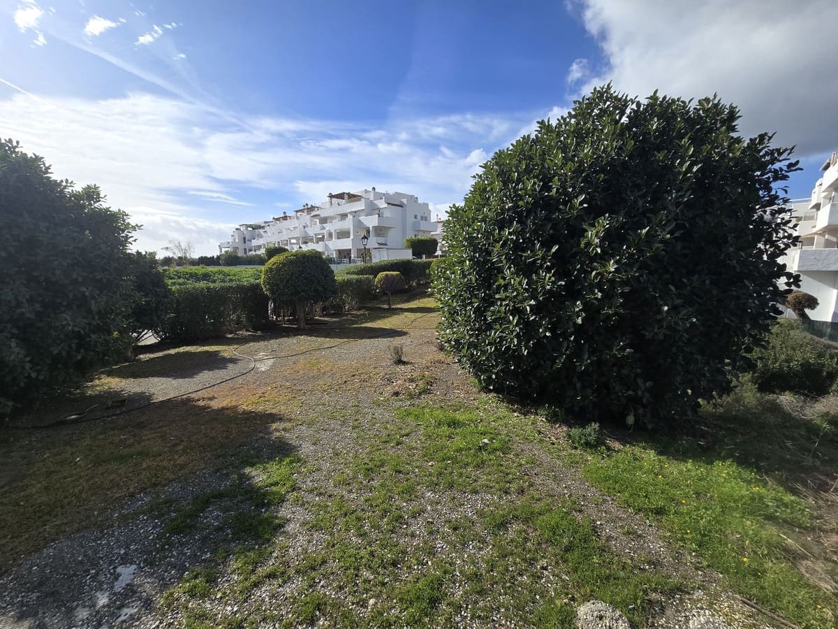 Terreno para Construção para venda em Estepona - 394 000 € (Ref: 9552359)