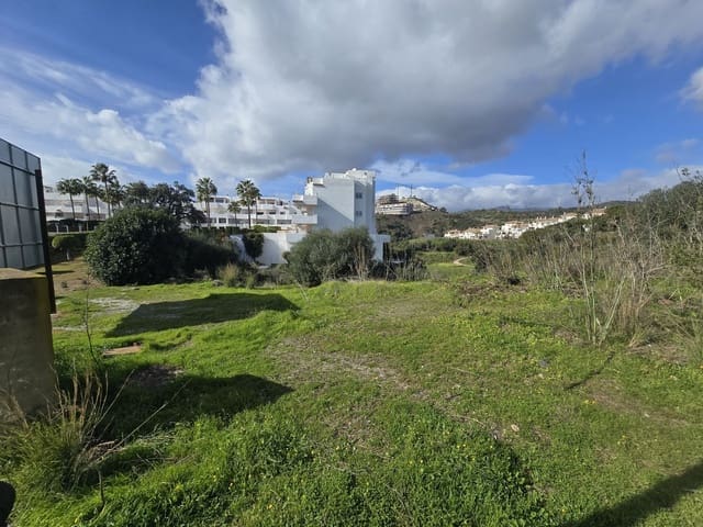 Terrain à Bâtir à vendre à Estepona - 394 000 € (Ref: 9552359)