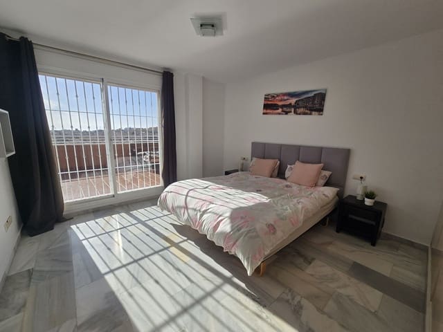 2 quarto Penthouse para venda em Riviera del Sol, Mijas com piscina garagem - 350 000 € (Ref: 9628436)
