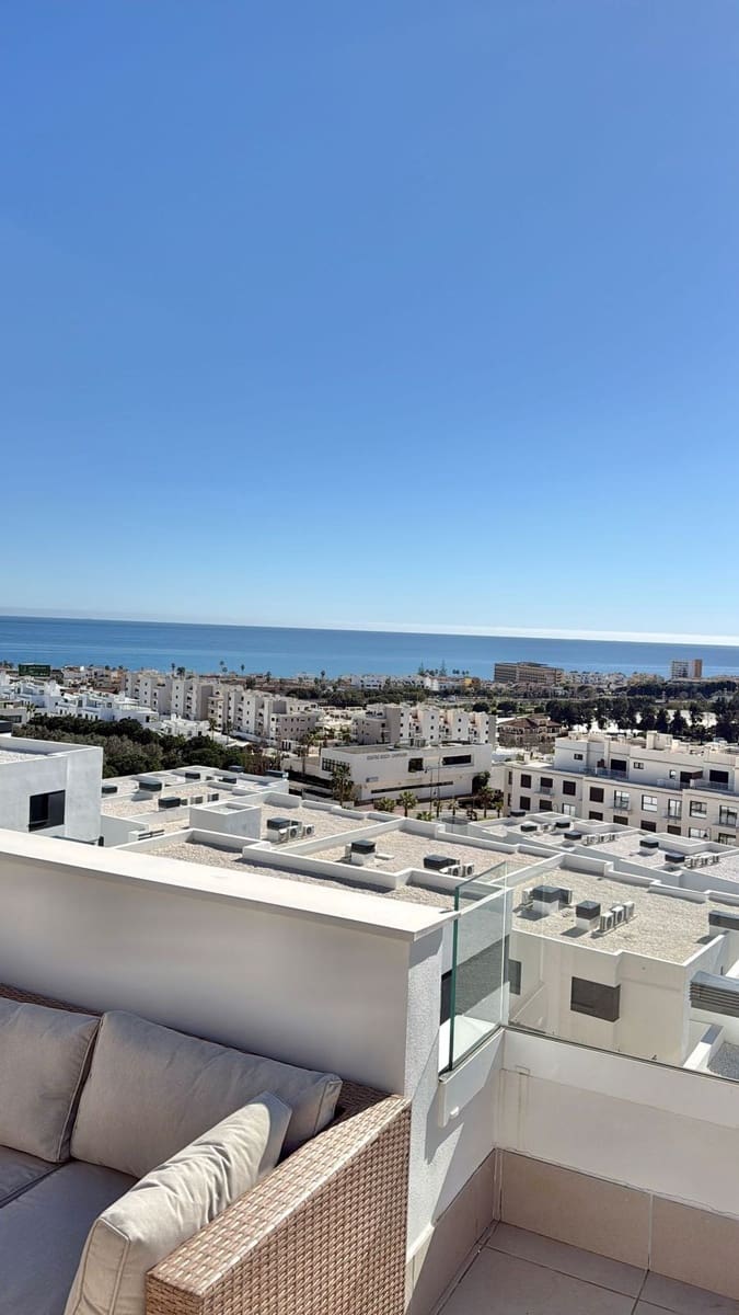 4 chambre Maison de Ville à vendre à La Cala de Mijas avec piscine garage - 975 000 € (Ref: 9642482)