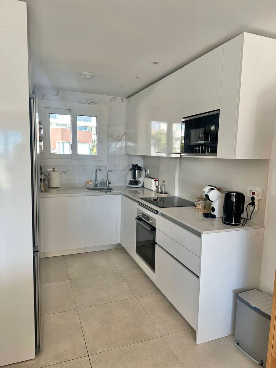 4 chambre Maison de Ville à vendre à La Cala de Mijas avec piscine garage - 975 000 € (Ref: 9642482)