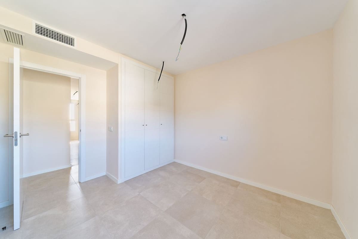 3 sypialnia Dom na sprzedaż w La Cala de Mijas z basenem garażem - 890 000 € (Ref: 9658127)