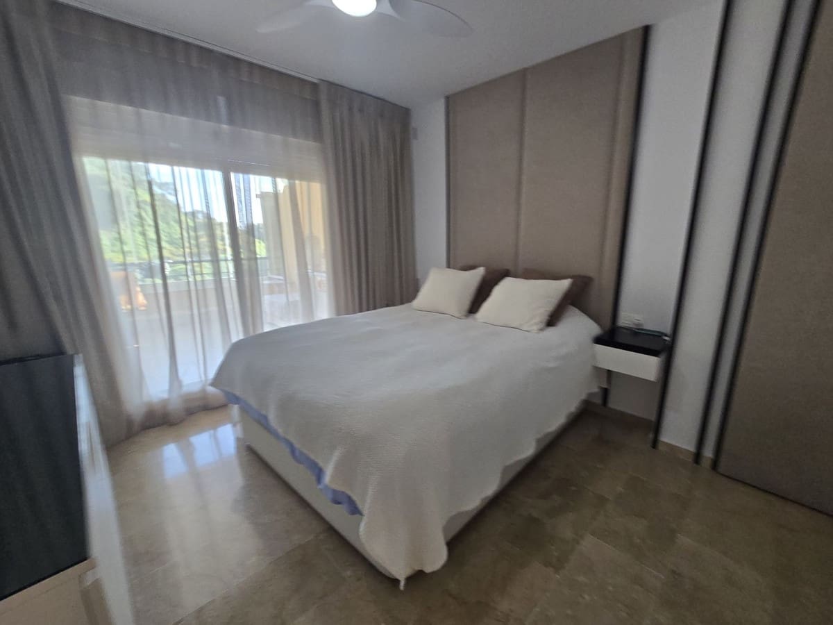 2 makuuhuone Huoneisto myytävänä paikassa Calahonda mukana uima-altaan 
autotalli - 335 000 € (Ref: 9668268)