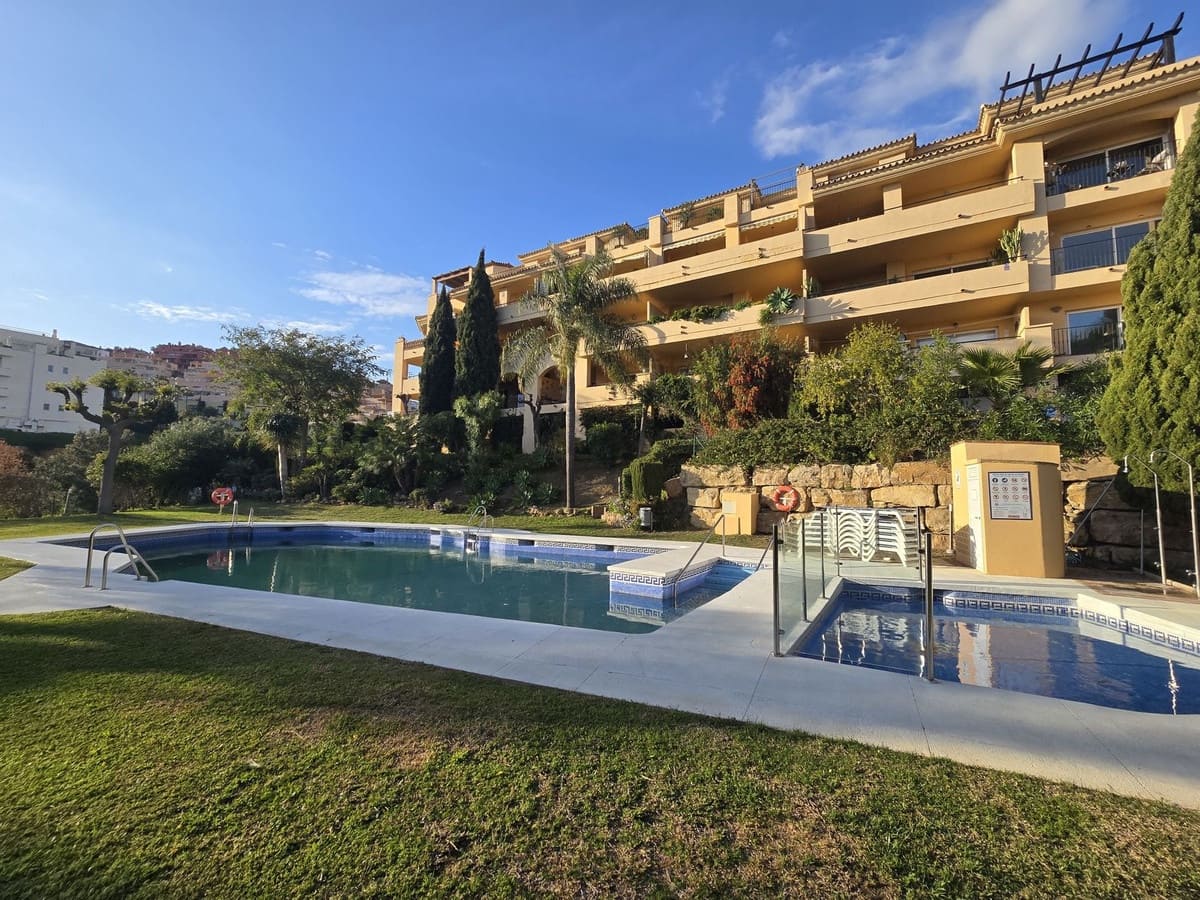 2 makuuhuone Huoneisto myytävänä paikassa Calahonda mukana uima-altaan 
autotalli - 335 000 € (Ref: 9668268)