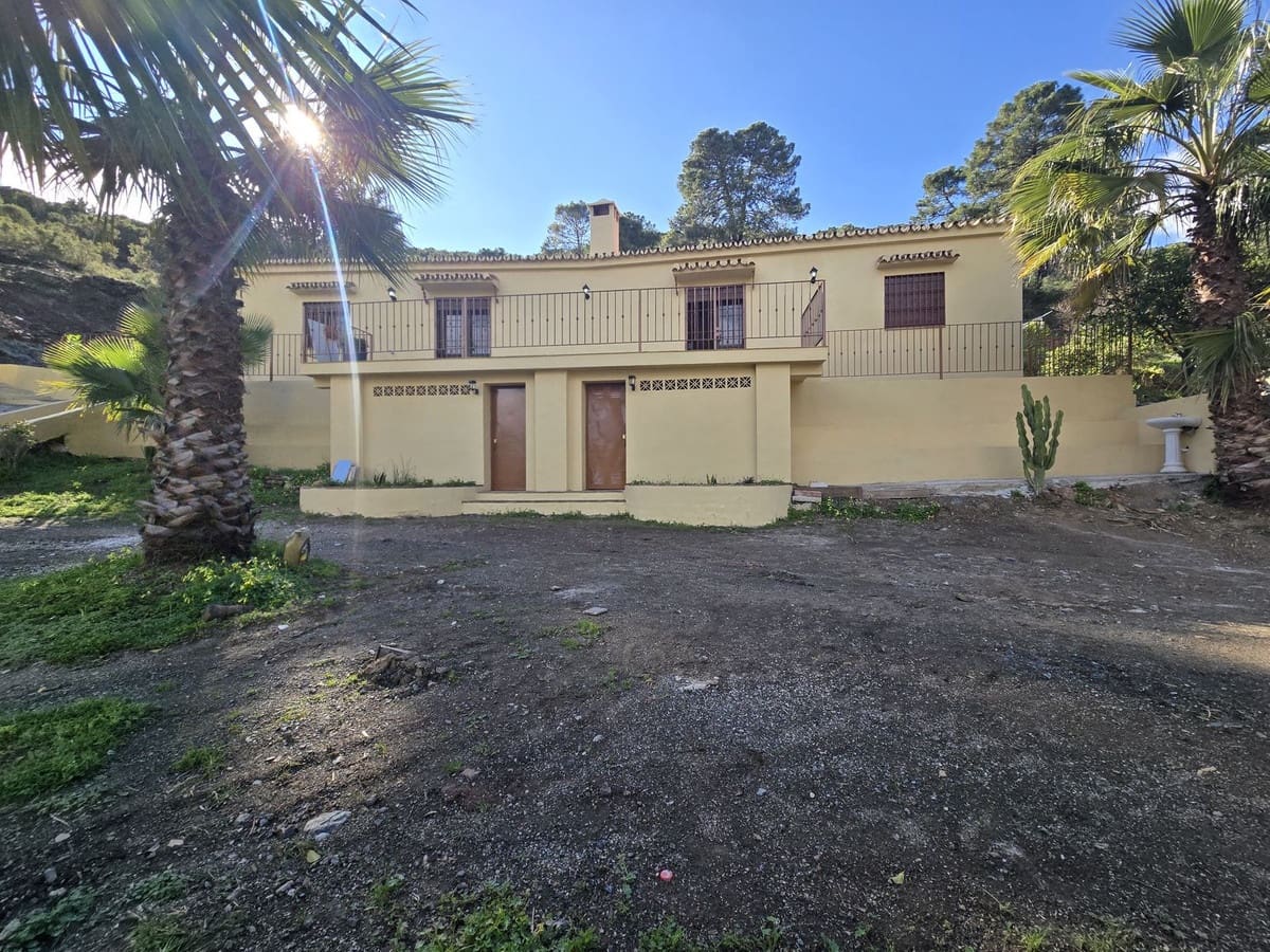 4 sovrum Finca/Hus på landet till salu i Monda med pool garage - 335 000 € (Ref: 9671295)