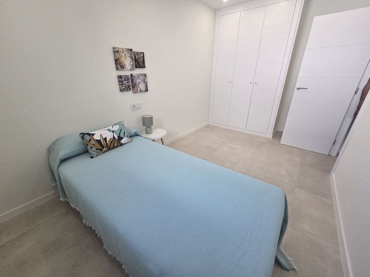 4 bedroom Townhouse for sale in La Cala de Mijas with pool garage - € 890,000 (Ref: 9737325)