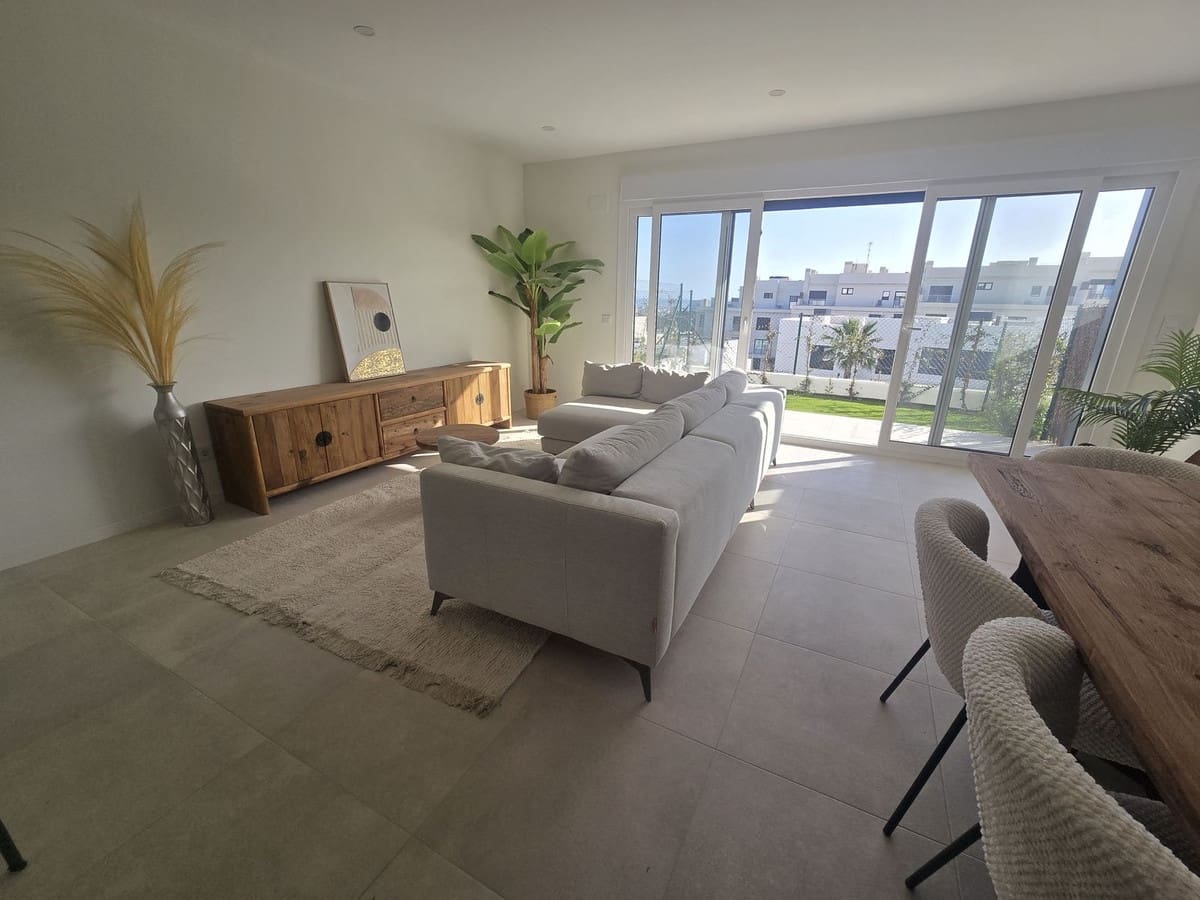 Casa de 4 habitaciones en La Cala de Mijas en venta con piscina garaje - 849.000 € (Ref: 9737325)
