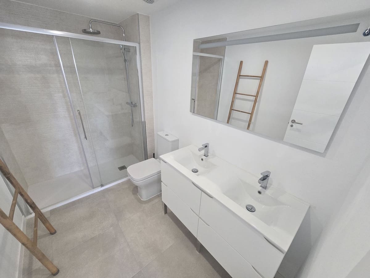 Casa de 4 habitaciones en La Cala de Mijas en venta con piscina garaje - 849.000 € (Ref: 9737325)