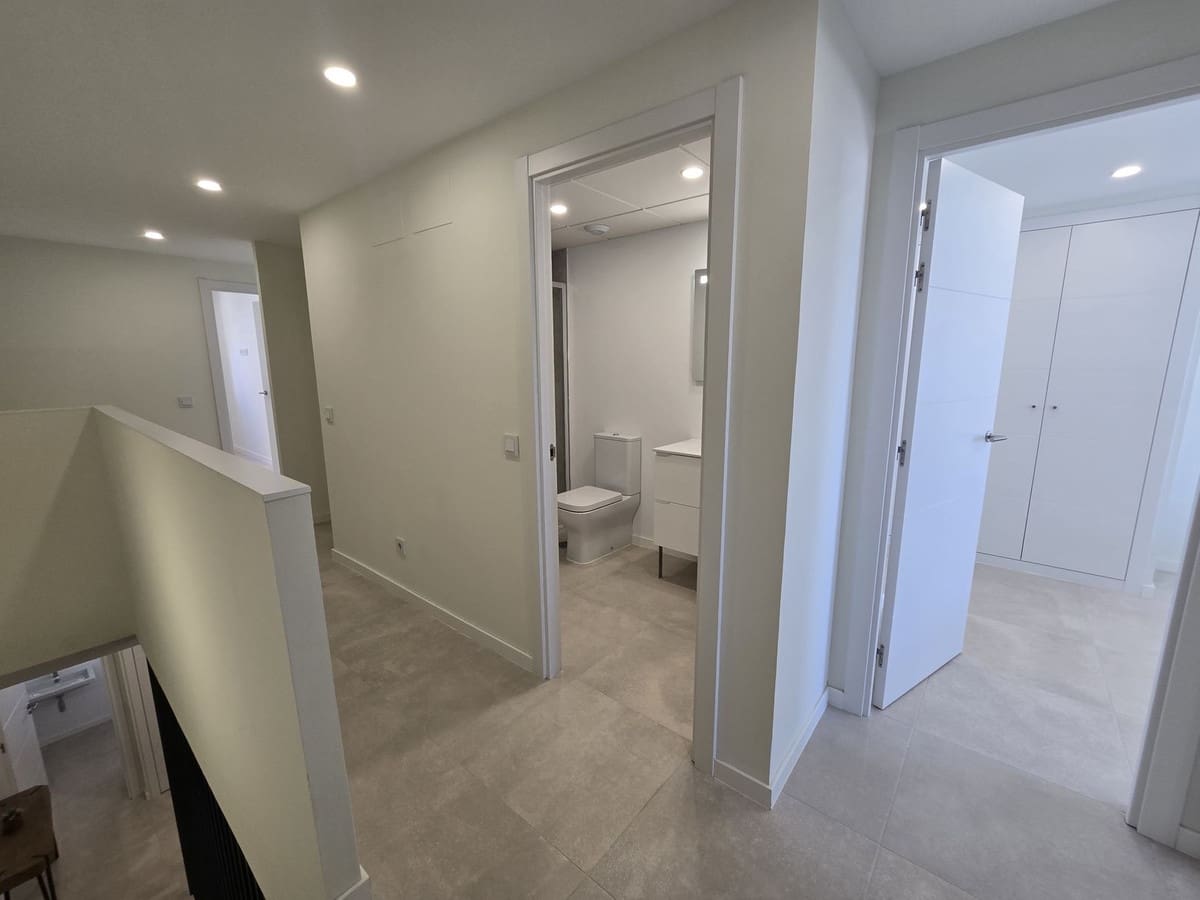Casa de 4 habitaciones en La Cala de Mijas en venta con piscina garaje - 849.000 € (Ref: 9737325)