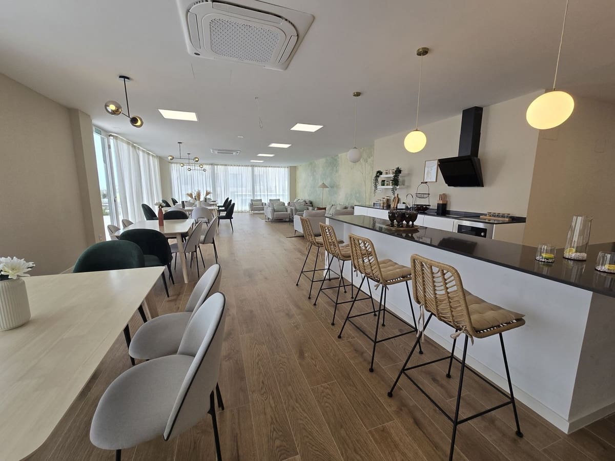 Casa de 4 habitaciones en La Cala de Mijas en venta con piscina garaje - 849.000 € (Ref: 9737325)
