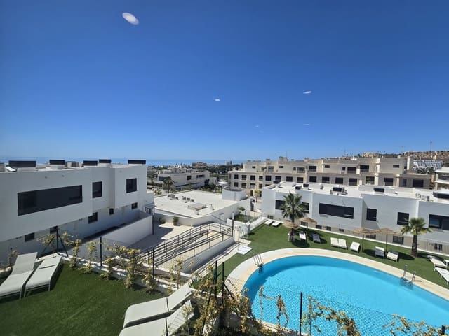 Casa de 4 habitaciones en La Cala de Mijas, Mijas en venta con piscina garaje - 849.000 € (Ref: 9737325)