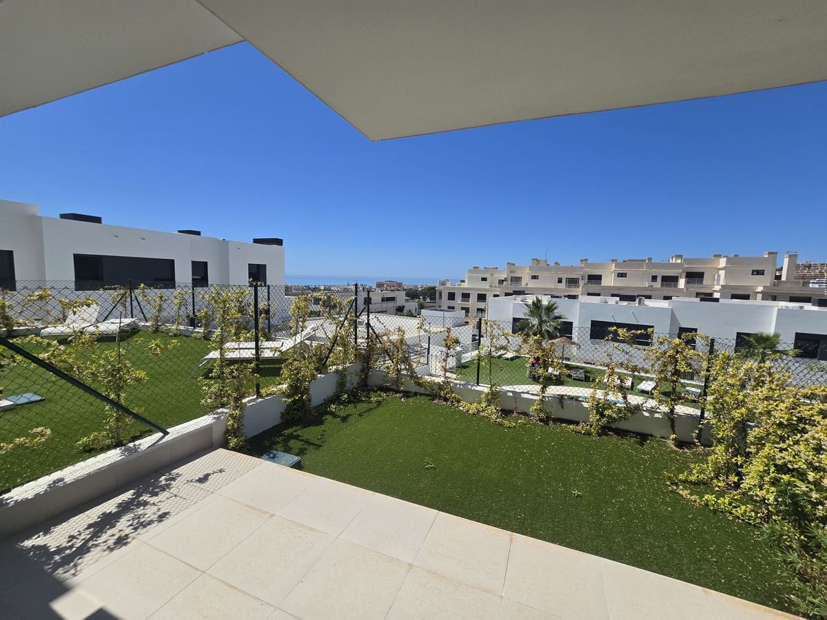 Casa de 4 habitaciones en La Cala de Mijas en venta con piscina garaje - 849.000 € (Ref: 9737325)