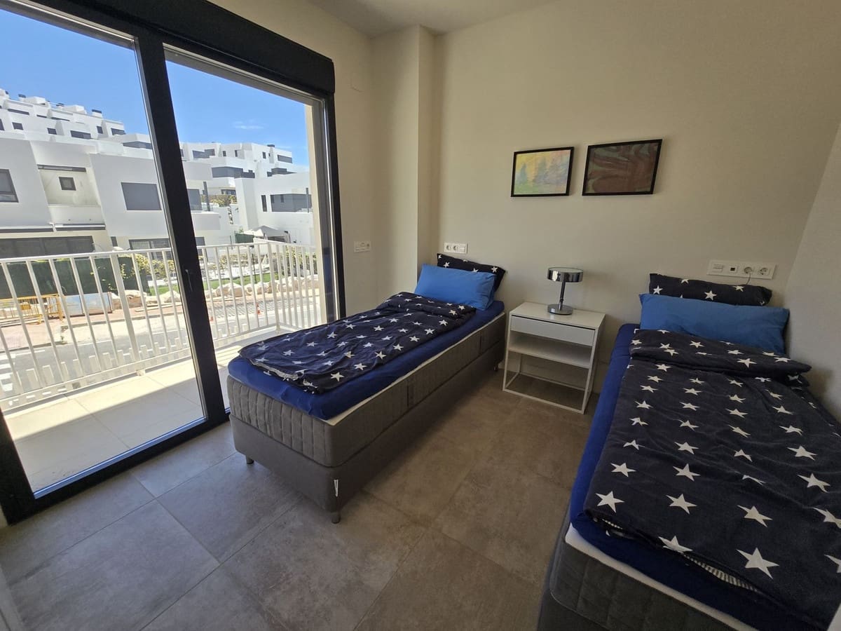 3 makuuhuone Huoneisto myytävänä paikassa La Cala de Mijas mukana uima-altaan 
autotalli - 769 000 € (Ref: 9844422)