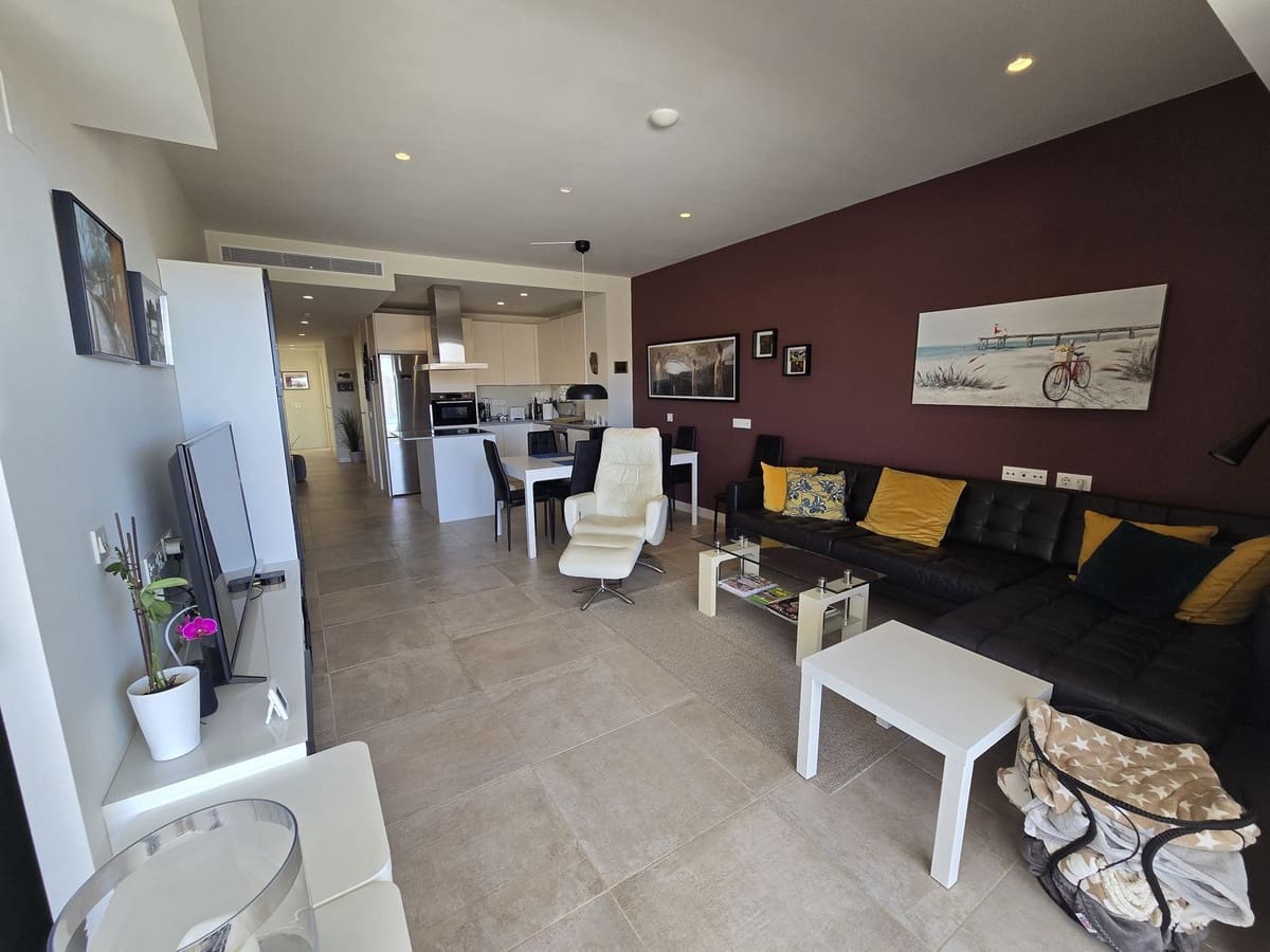 3 makuuhuone Huoneisto myytävänä paikassa La Cala de Mijas mukana uima-altaan 
autotalli - 769 000 € (Ref: 9844422)